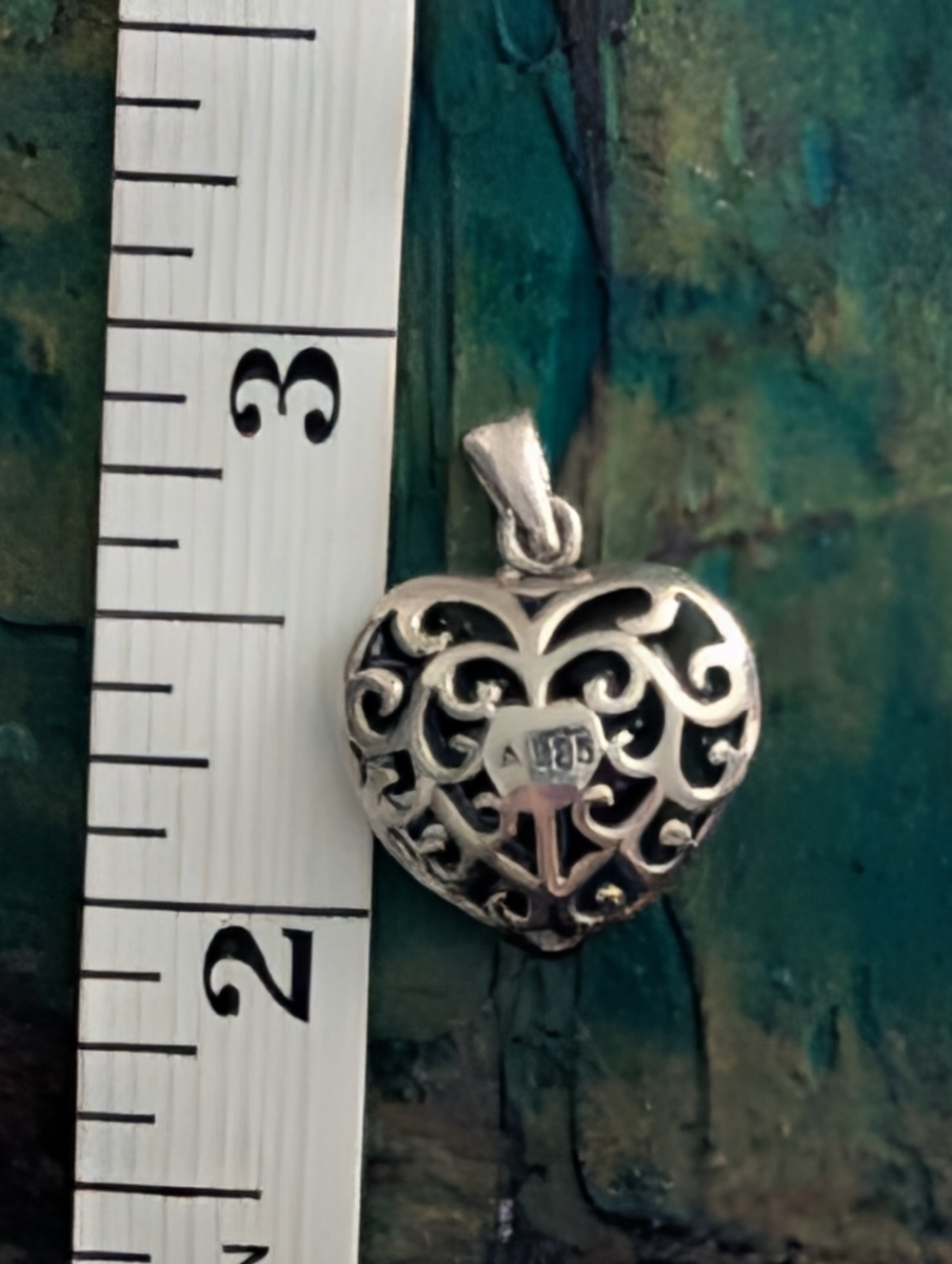 Intricate Vintage Sterling Silver Heart Filigree Pendant Heart Pendant - Picture 4 of 5